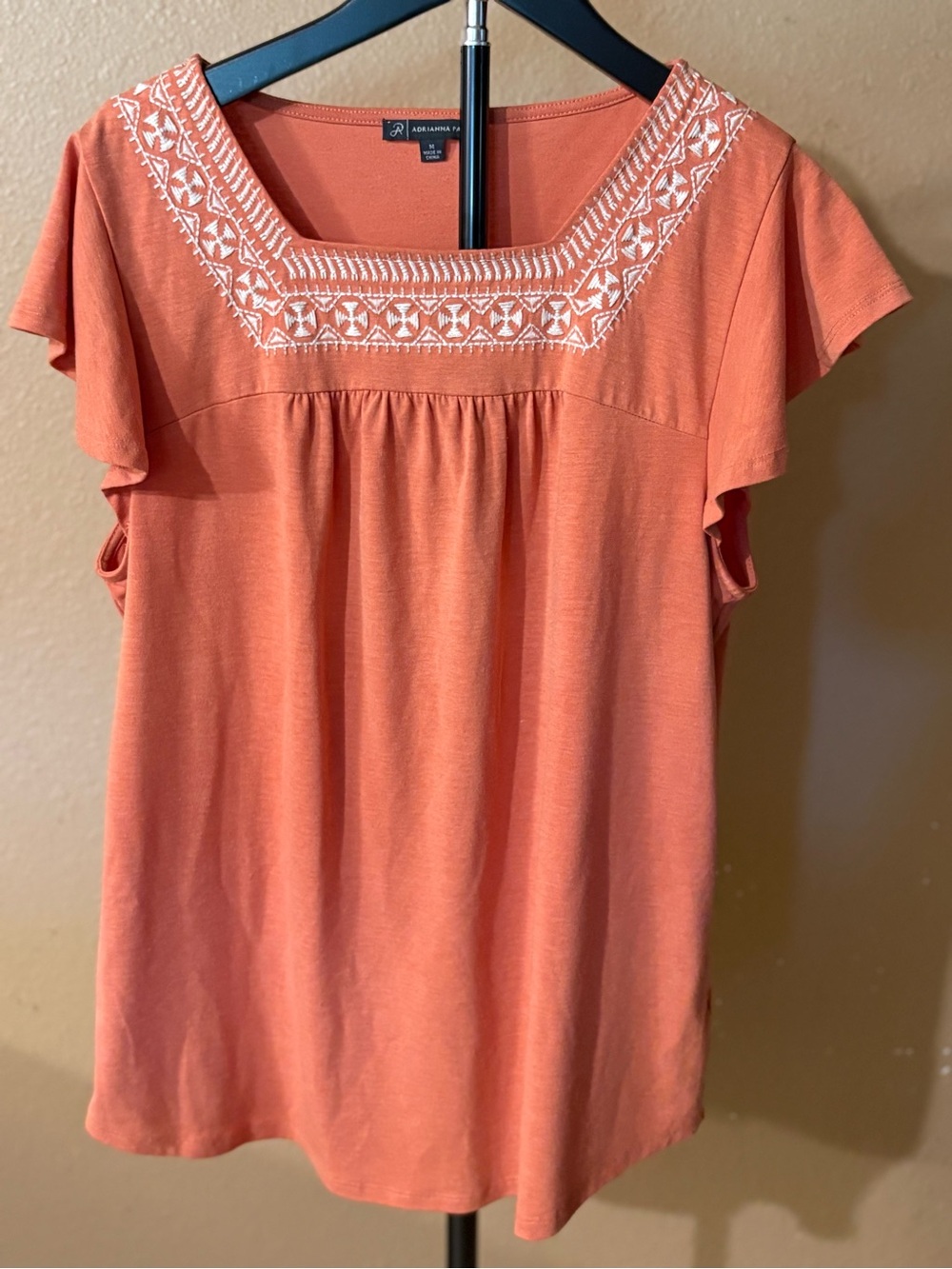 Adrianna Papell Womens M Coral Embroidered Square Neck Top